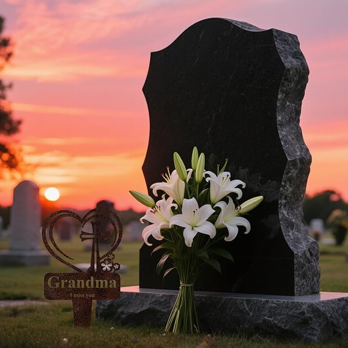 Grandma Memorial Grave Stake, Cemetery Decorations for Grave Markers 12.5 x 7.2 inch Heart Metal Sympathy Stakes Graveside Plaque Decor Sign for Grandma Graves, Yard, Garden - Rust-Grandma