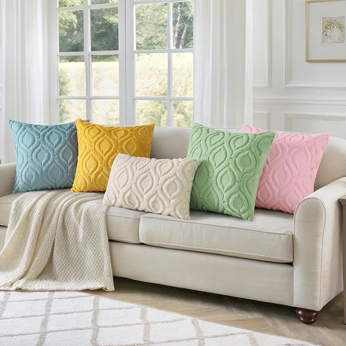 decorUhome Throw Pillow Covers 20x20 Inch Set of 2, Soft Plush Decorative Faux Fur Light Brown Solid Couch Pillow Covers, Accent Farmhouse Neutral Square Euro Pillow Cases for Sofa Bed Living Room