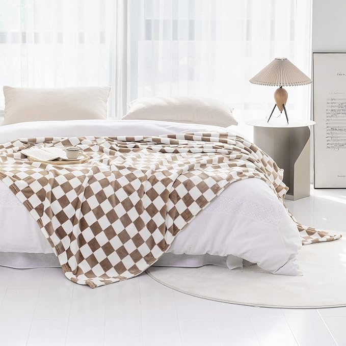 LOMAO Throw Blankets Flannel Blanket with Checkerboard Grid Pattern Soft Throw Blanket for Couch, Bed, Sofa Luxurious Warm and Cozy for All Seasons (Khaki, 60"x80")