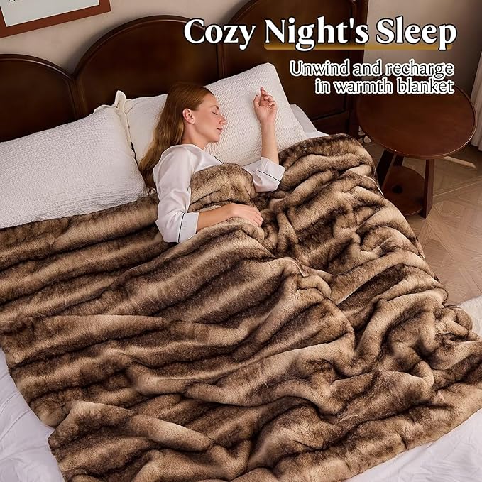 Luxury Faux Fur Blanket - Soft Warm Plush Blankets for Couch Sofa Bed, Fluffy Thick Throws for Bedroom, Office, Living Room, Decorative Reversible, Not Easy to shed - 50"x60", Brown