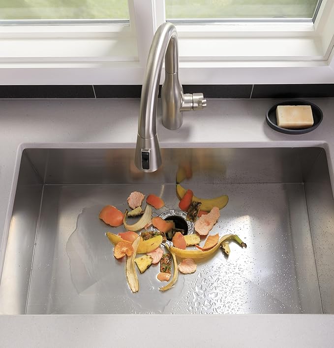 GE GFC1065W Disposer, Black