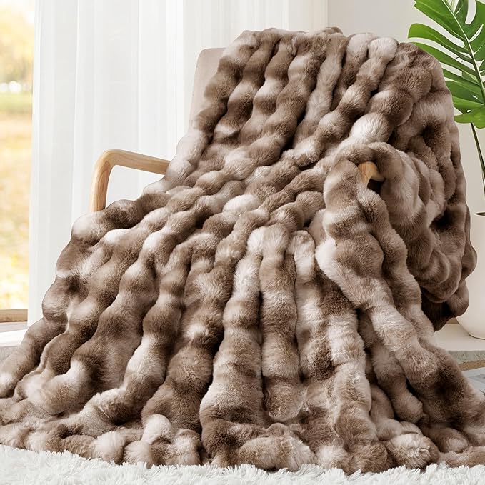 Touchat Luxury 1000GSM Rabbit Faux Fur Blanket, Super Heavy Warm Cozy Brown Blankets for Couch Bed Sofa, Ruched Plush Fuzzy Elegant Soft Reversible Mink Blanket for Living Room Bedroom, 60" x 80"
