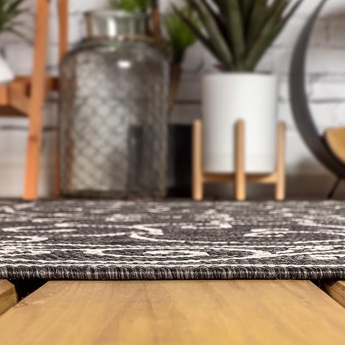 JONATHAN Y Vintage Filigree Indoor Outdoor Round Area Rug 3 Ft Black/Gray, Charleston Textured Weave for Backyard, Patio, Porch, Easy-Cleaning, High Traffic, Pet-Friendly, Non-Shedding (SMB106G-3R)