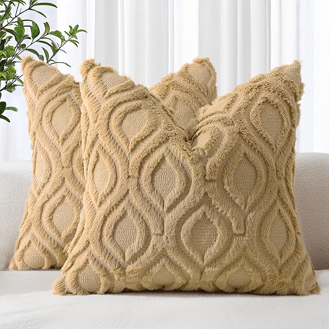 decorUhome Throw Pillow Covers 18x18 Inch Set of 2, Soft Plush Decorative Faux Fur Light Brown Solid Couch Pillow Covers, Accent Farmhouse Neutral Square Euro Pillow Cases for Sofa Bed Living Room