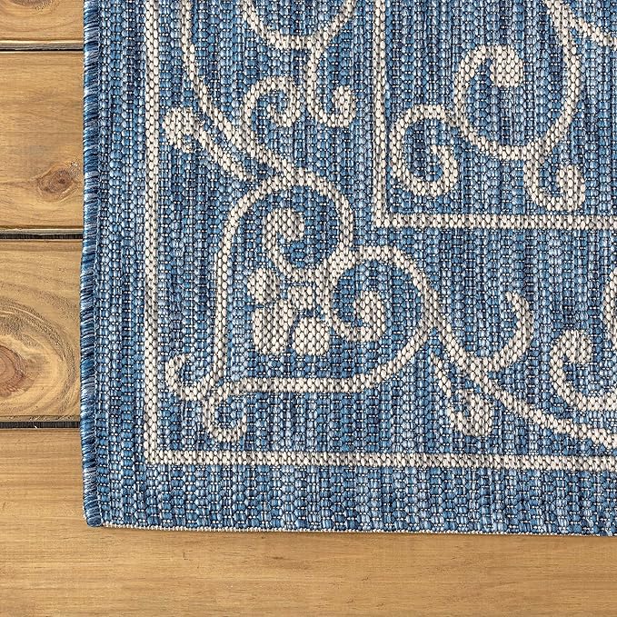 JONATHAN Y Vintage Filigree Indoor Outdoor Square Area Rug 4X4 Navy/Gray, Charleston Textured Weave for Backyard, Patio, Porch, Easy-Cleaning, High Traffic, Pet-Friendly, Non-Shedding (SMB106D-4SQ)