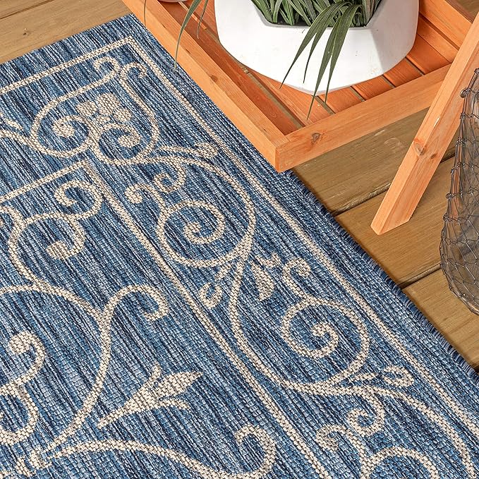 JONATHAN Y Vintage Filigree Indoor Outdoor Square Area Rug 4X4 Navy/Gray, Charleston Textured Weave for Backyard, Patio, Porch, Easy-Cleaning, High Traffic, Pet-Friendly, Non-Shedding (SMB106D-4SQ)