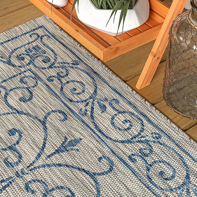 JONATHAN Y Vintage Filigree Indoor Outdoor Round Area Rug 8 Ft Gray/Navy, Charleston Textured Weave for Backyard, Patio, Porch, Easy-Cleaning, High Traffic, Pet-Friendly, Non-Shedding (SMB106C-8R)